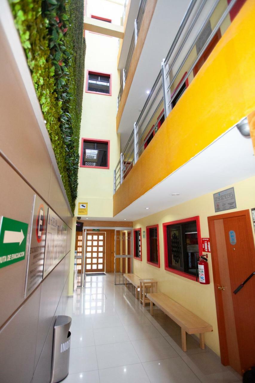 Hotel Lira - Sólo Adultos Mexikóváros Kültér fotó